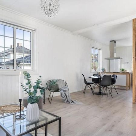 Lys Og Sentral Leilighet Med Terrasse Og Hage Daire Lillehammer Dış mekan fotoğraf